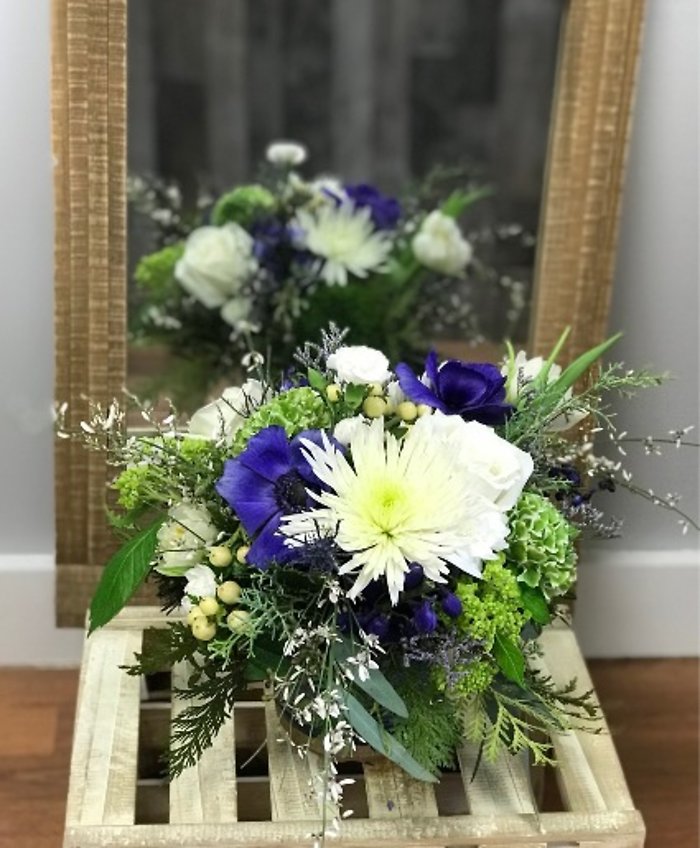 Beautiful in blues medium but grand